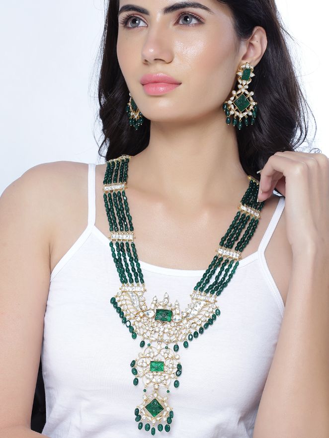PEACOCK GREEN NECKLACE WITH EARRINGS