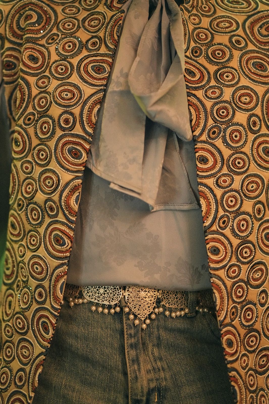 MASHRABIYA PEARL WAIST BELT - SILVER FINISH