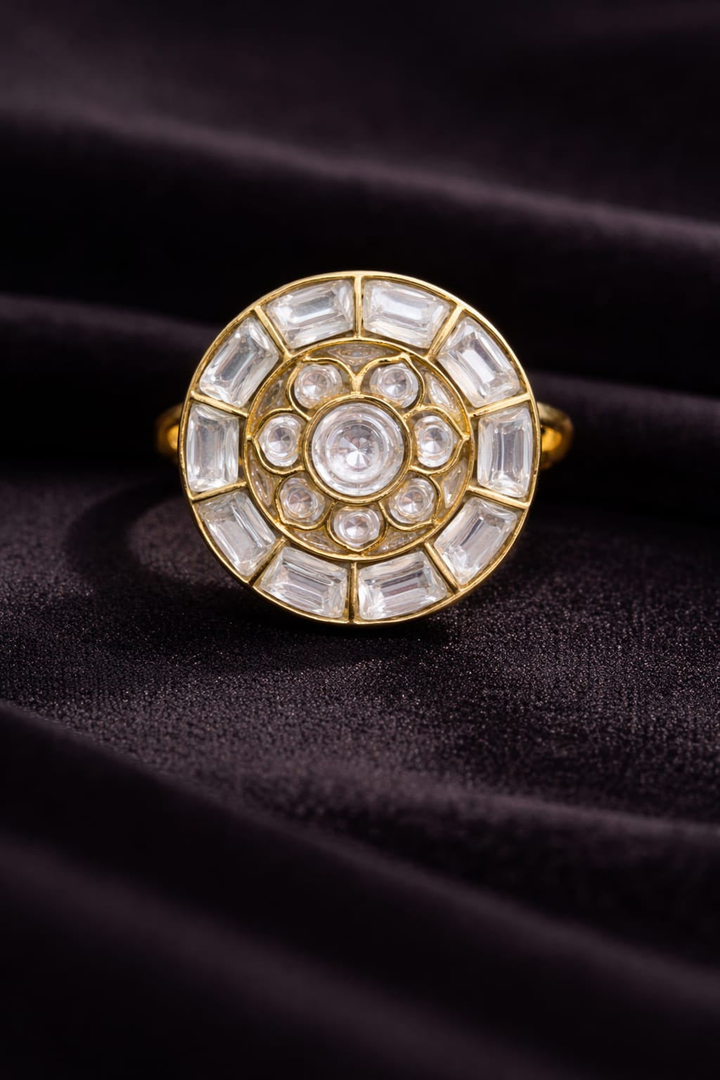 DECO RADIANCE RING